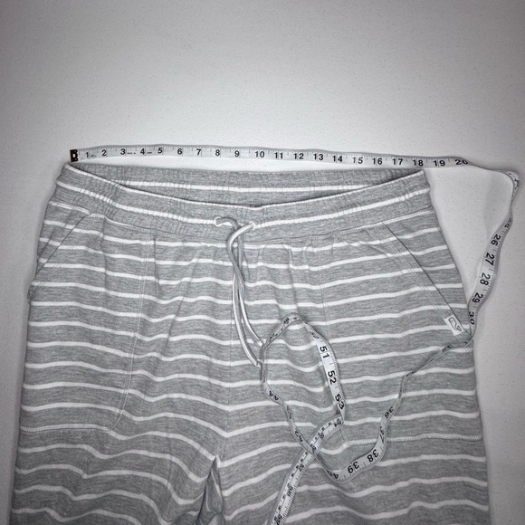 Vineyard Vines Stripe Sweatpants Jogger Pants - Picture 3 of 5
